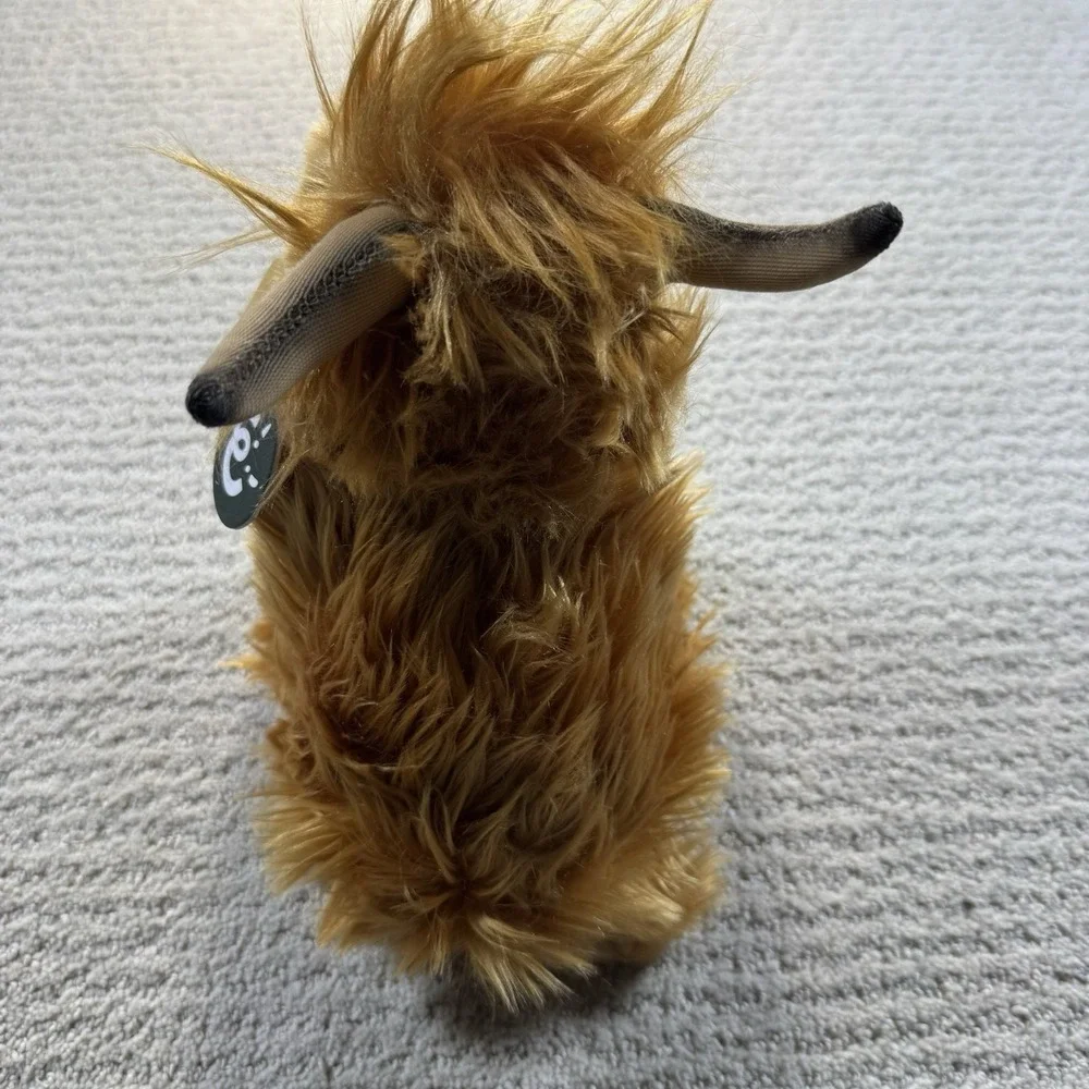 Living Nature Highland Cow Brown Stuffed Animal‎ | Farm Toy with Sound | Soft...